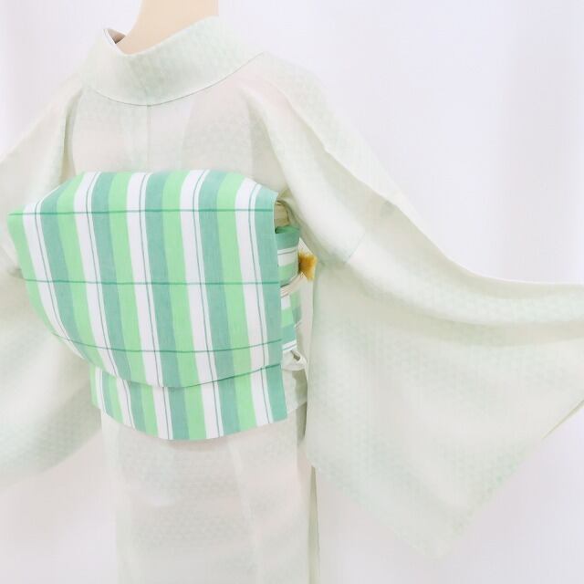 新品 綿麻 チェック 着物“締めて納得！我が身を癒す心地よい風”近江  