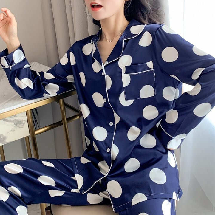 大きめ 大きい 水玉 ドット サテン シルク風 上下 セットアップ ルームウェア パジャマ レディース 長袖パジャマ Popsite3 レディース メンズ かわいい 可愛い かっこいい 運動 ダイエット アパレル 服 アクセサリーなど 大きめ 大きい 水玉 ドット サテン シルク風 上下 セットアップ ルームウェア パジャマ レディース 長袖パジャマ Popsite3 レディース メンズ かわいい 可愛い かっこいい 運動 ダイエット アパレル 服 アクセサリーなど
