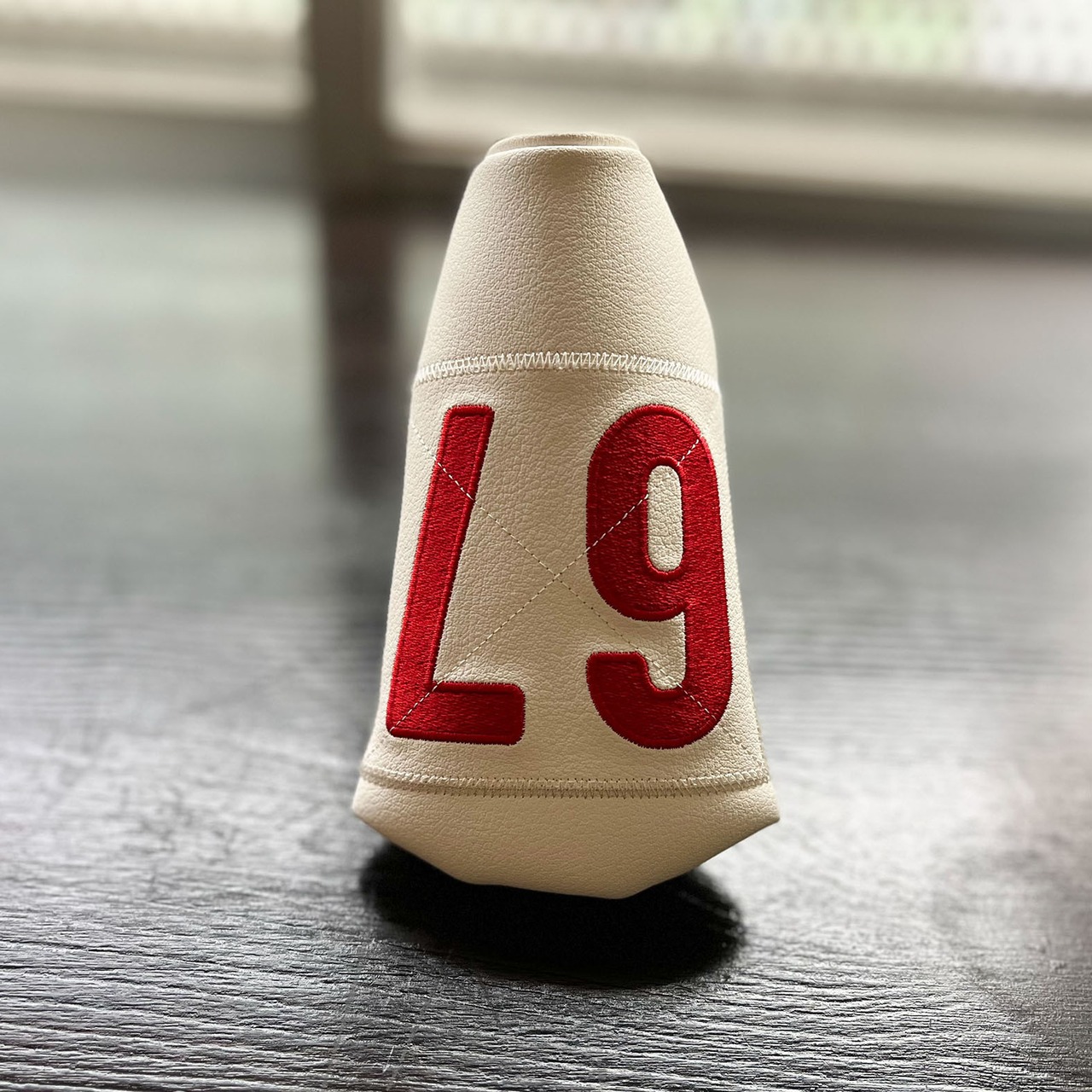 3サイズから選べるパターカバー （ピン型・マレット型対応 ）ご希望の2桁数字を刺繍　Number（PT）NU_01PT