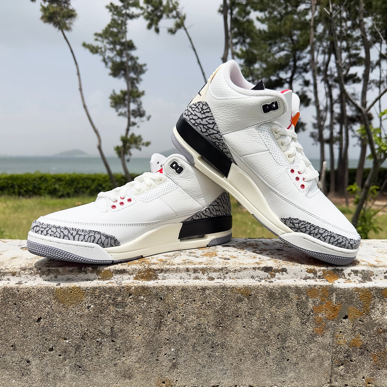 Nike Air Jordan 3 Retro White Cement