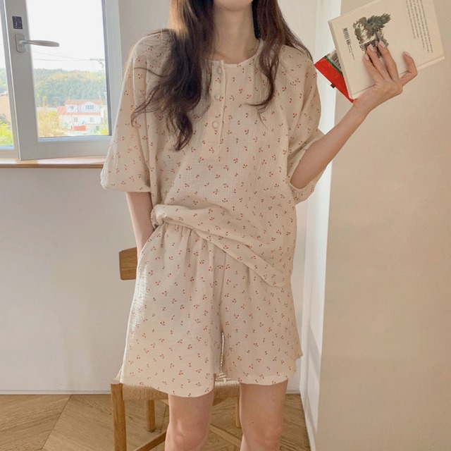 レディースサマー薄手レッドスタイル 大人ガーリー スウィート キュート カジュアル 夏物 試着室52189949052