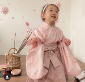 【受注製作】桃の節句SAKURAひらり舞桜・90size 女の子の祝い着 袴２点セット