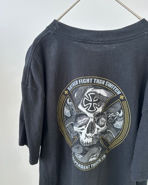-Independent- Vintage 90s Print T-Shirt