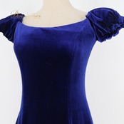 フラダンス 衣装 ワンピース ドレス uino! ブルー系 ハワイ製 ベロア生地 ワンカラー 無地 シンプル 光沢感 高級感 上品 豪華 綺麗 大人 かわいい ベロア 深いブルー ハワイアン アロハ フラ ダンス レッスン 練習