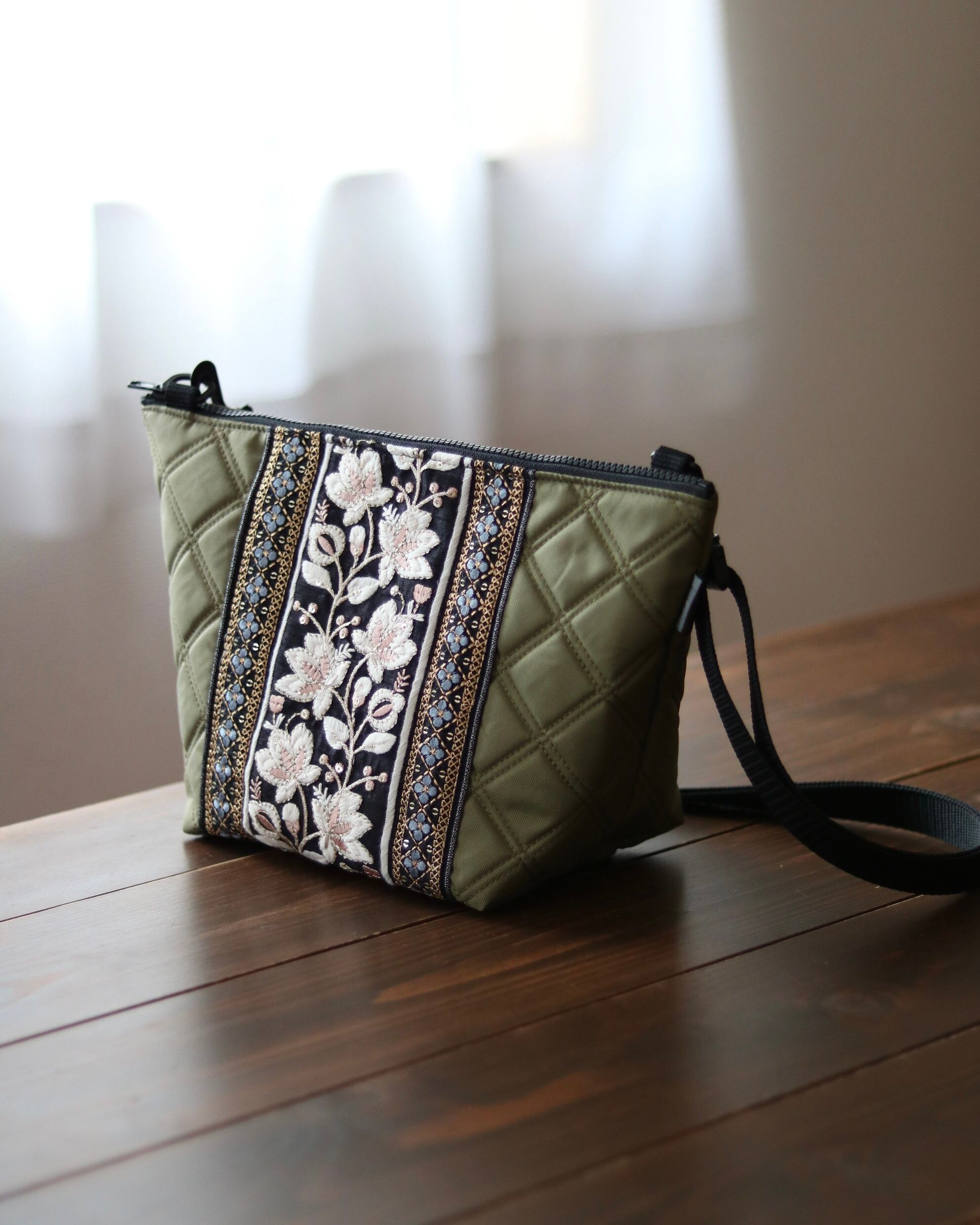 キルティングショルダーバッグ 01(khaki)