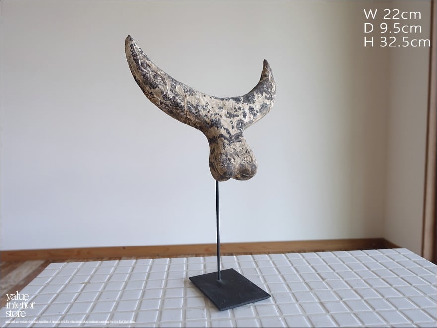 水牛オブジェ 置物 装飾 立体アート バッファロー カフェ装飾 飾り デコレーション 置き物 エスニック W22xH32.5cm