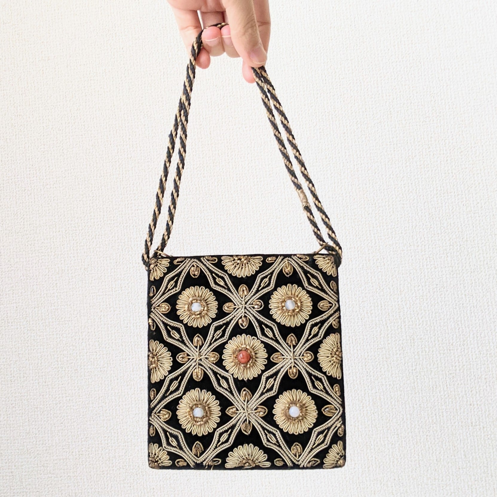 Vintage】インドザリ刺繍 ショルダーバッグ ビーズ刺繍 黒×ゴールド