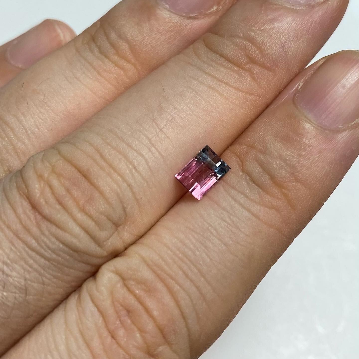 コントラストはっきりなバイカラートルマリン