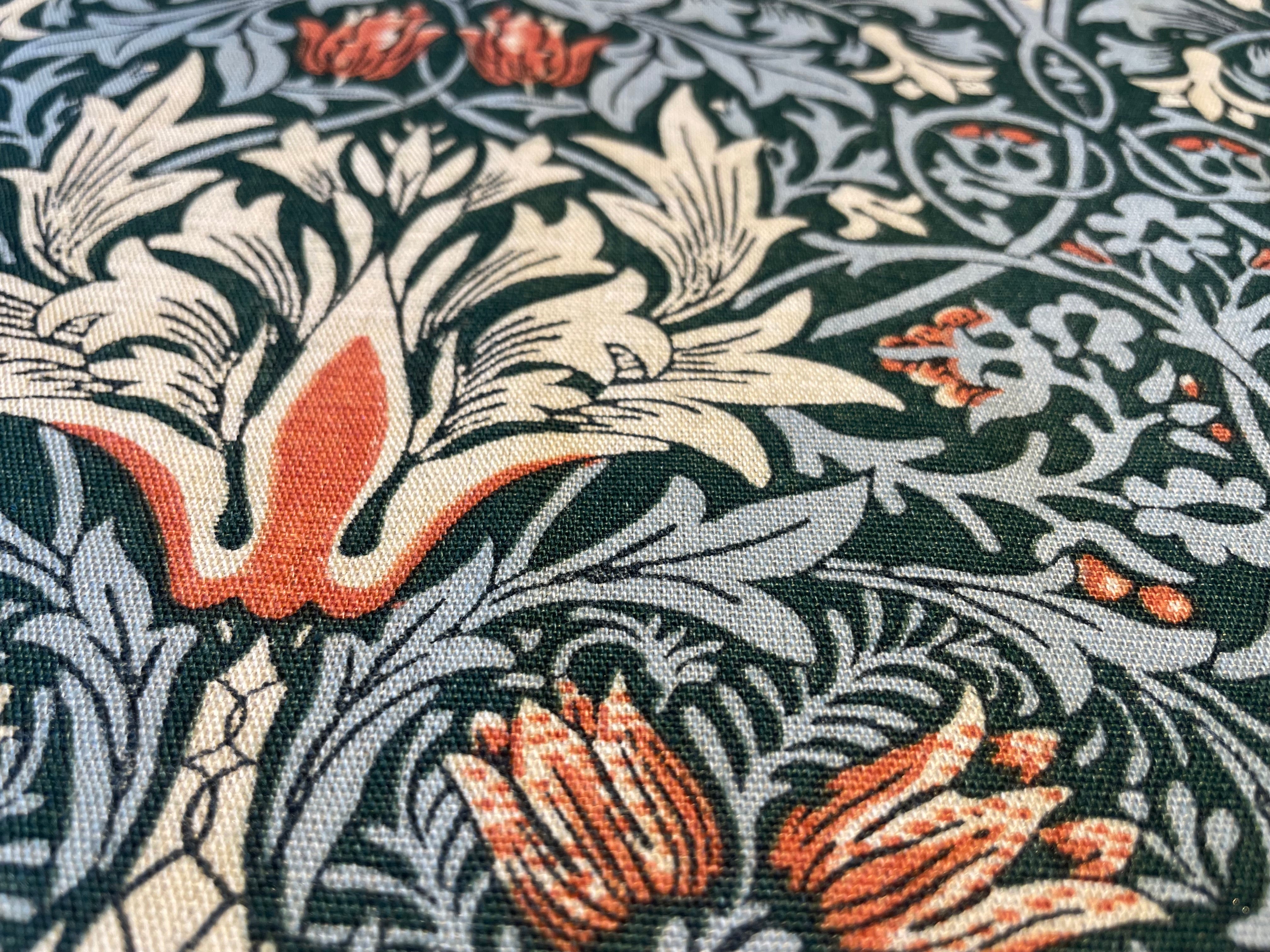 クッションカバー（William Morris）048-A | 輸入生地のクッション