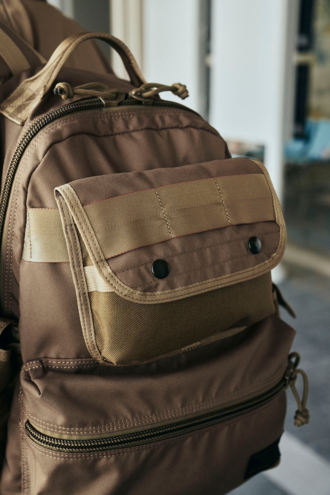 BRIEFING × FUJITO Expedition Pack Coyote | Directors Web Shop BRIEFING × FUJITO Expedition Pack Coyote | Directors Web Shop