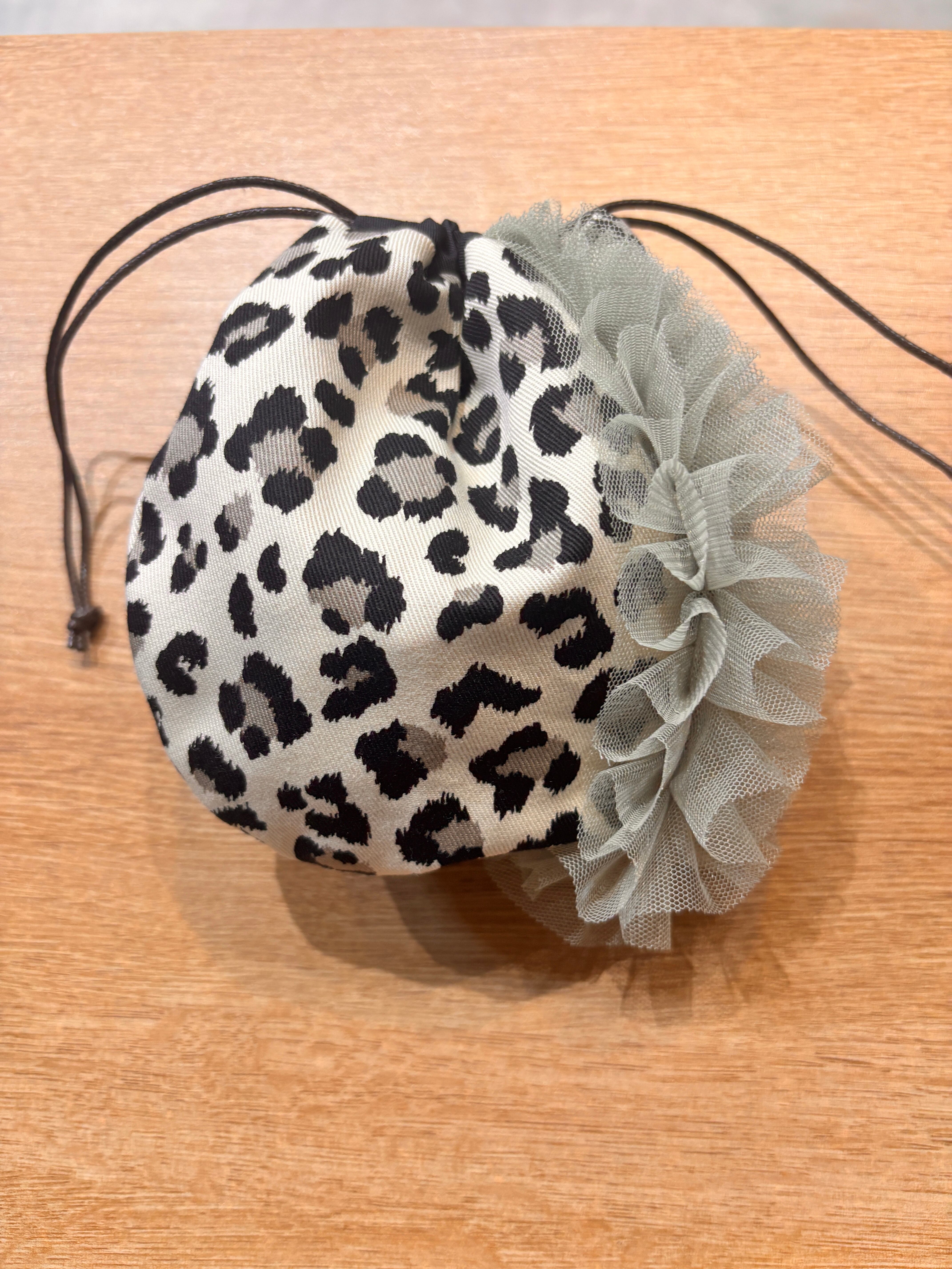 ハンドメイド 巾着 ポーチ フリル かわいい 小物入れ コスメ入れ