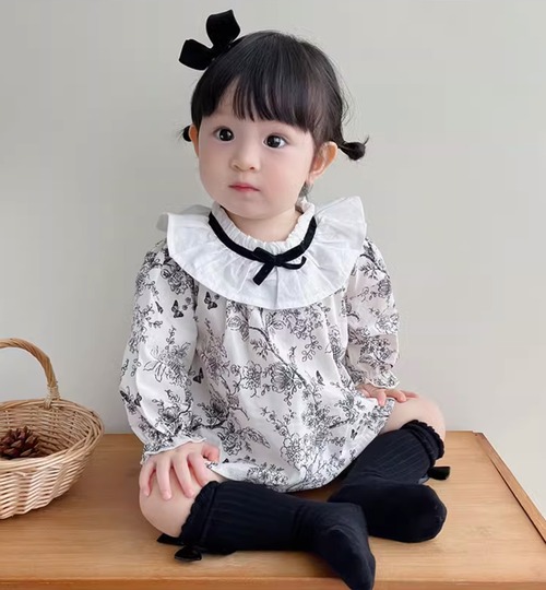 セットアップ ブラウス 長袖 花柄 ブルマ ベビー トップス 襟付き ボタニカル柄 ツーピース フォーマル 記念撮影 お祝い 衣装 ハロウィン Halloween 100日記念 レトロ 結婚式 パーティー女の子 人気 おすすめ かわいい 可愛い おしゃれ オシャレ プレゼント 贈り物 ギフト 誕生日 バースデー お出かけ 60 70 80 90 100 0歳 1歳 2歳 韓国 韓国子供服