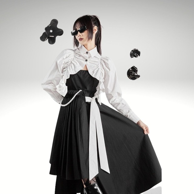 天使と悪魔 ブラウス ショート丈 ギャザー 巾着 病み可愛い 大人可愛い ゴシック 高見え ストリート系 原宿系 10代 代 天使と悪魔 サブカル系ファッション Seasonz 天使と悪魔 ブラウス ショート丈 ギャザー 巾着 病み可愛い 大人可愛い ゴシック 高見え ストリート系 原宿系 10代 代 天使と悪魔 サブカル系ファッション Seasonz