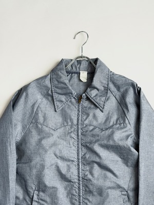 Swing top