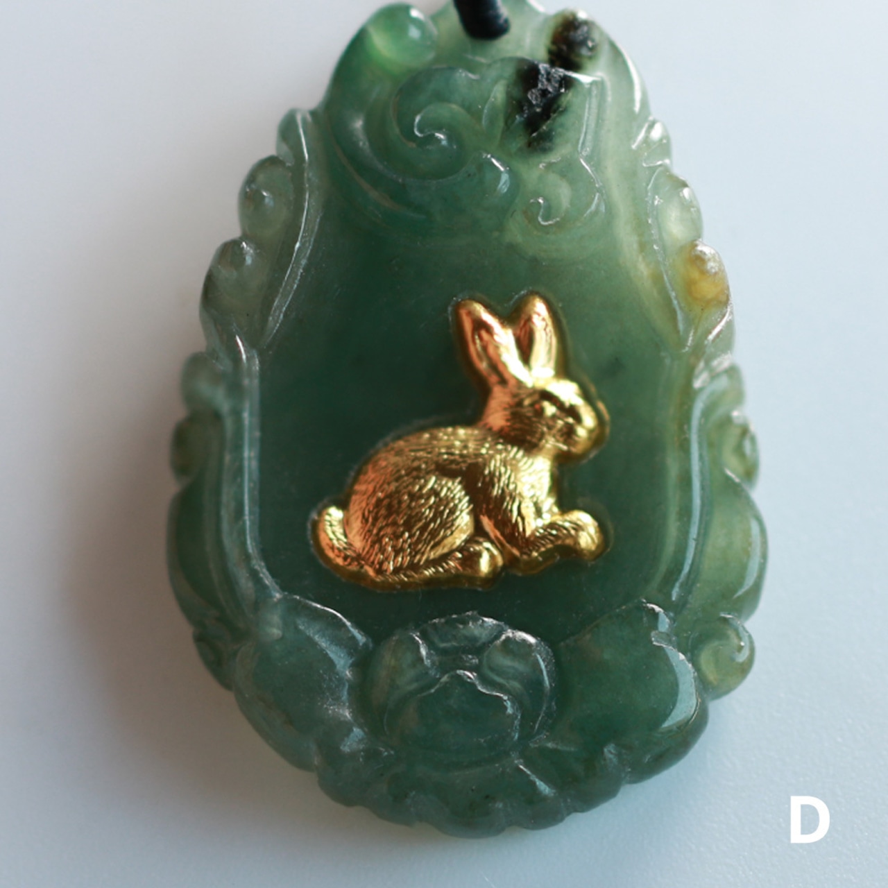 24金のうさぎが宙にういているような高級感あり Rabbit K24G (S)翡翠ペンダントトップ A貨翡翠  jd_pt1198_CD