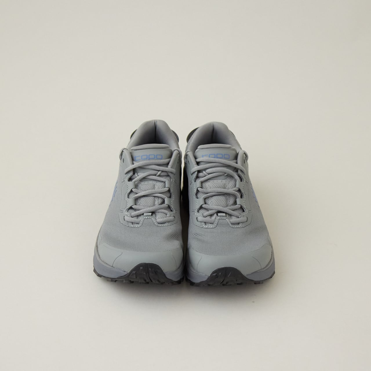 Topo Athletic(トポ アスレチック)TRAVERSE -Grey/Blue Topo Athletic(トポ アスレチック)TRAVERSE -Grey/Blue
