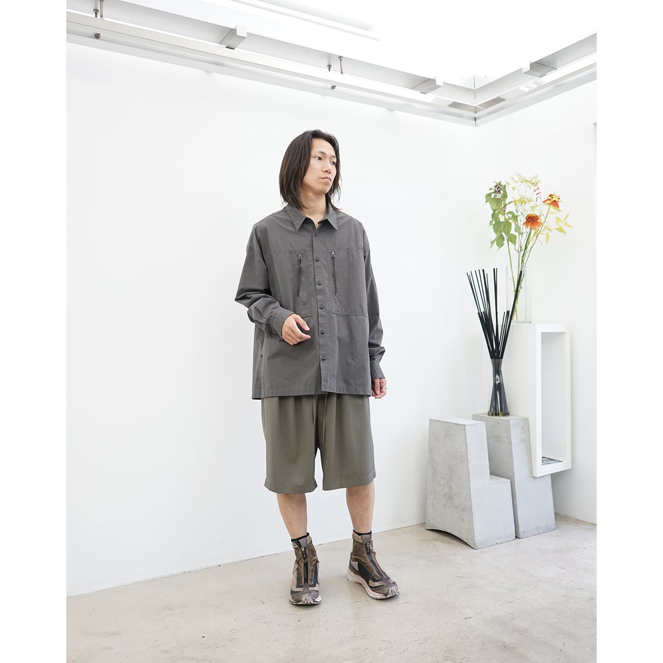 The Viridi-anne] (ザヴィリディアン) VI-3913-02 WASHED ZIP POCKET