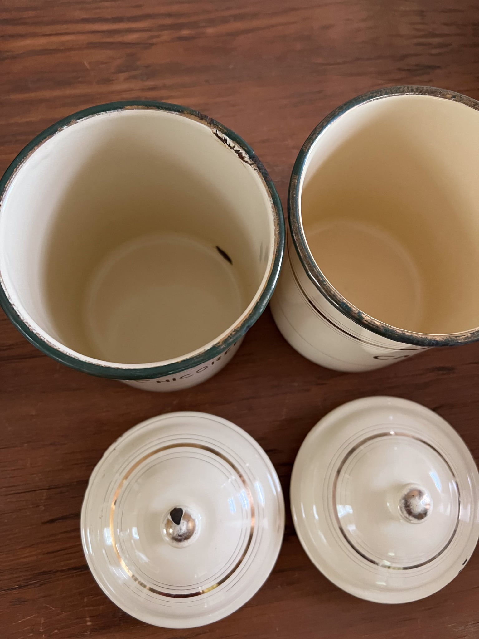 クリーム色のキャニスター(B) chicoree フレンチアンティーク ヴィンテージ