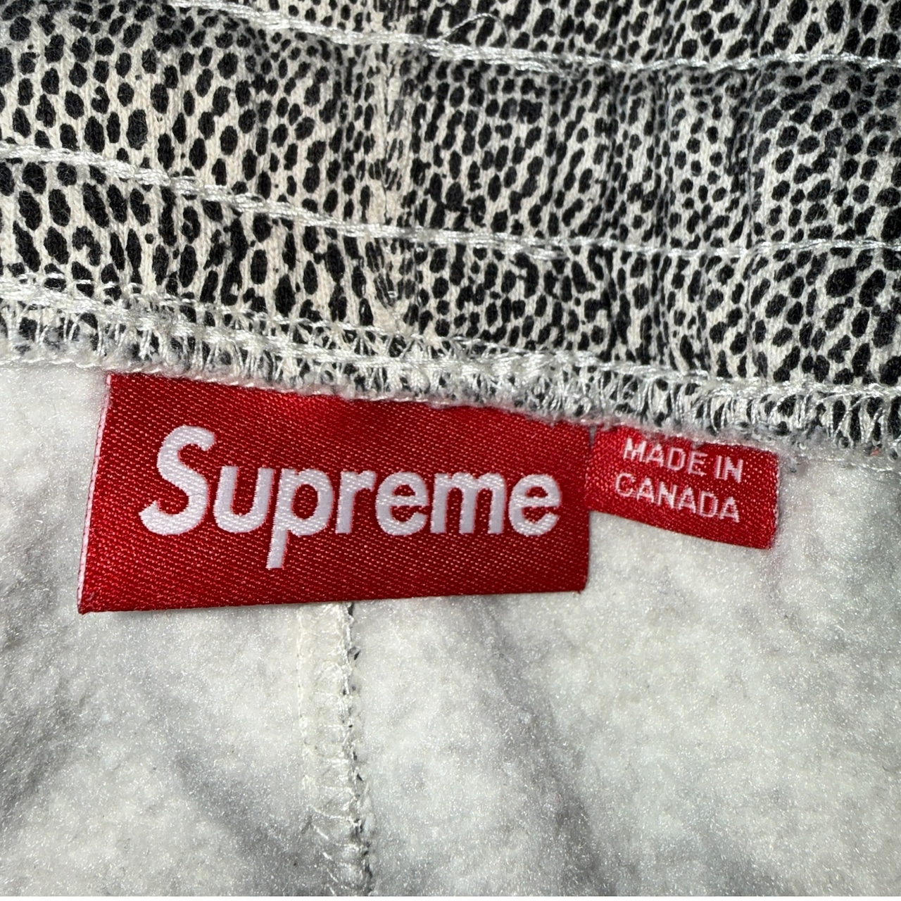 【SUPREME】シュプリーム Small Box Sweatpant Snakeskin