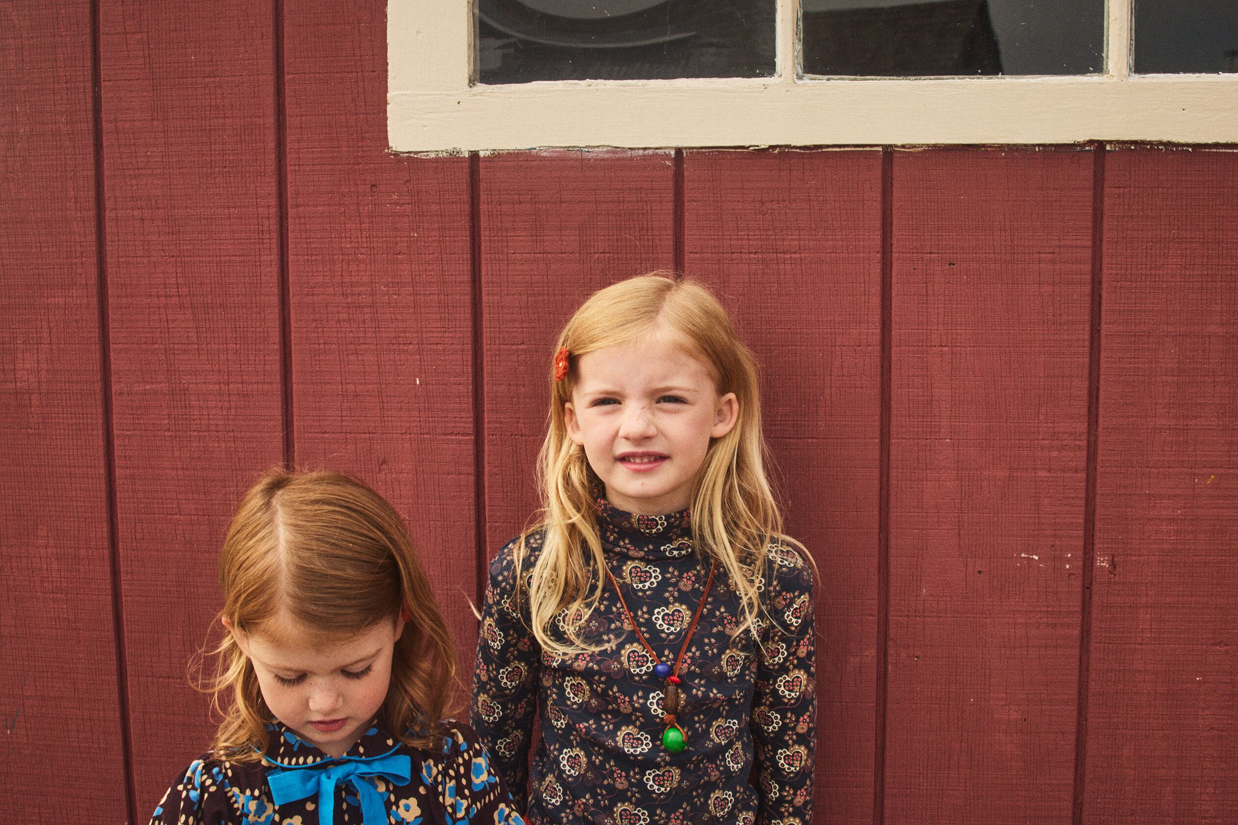 Misha&Puff 25AW 〉 Turtleneck / Galaxy Calico Hearts | 世界の子供