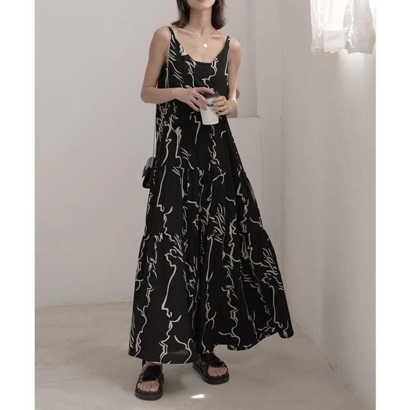 modern monotone tiered one-piece