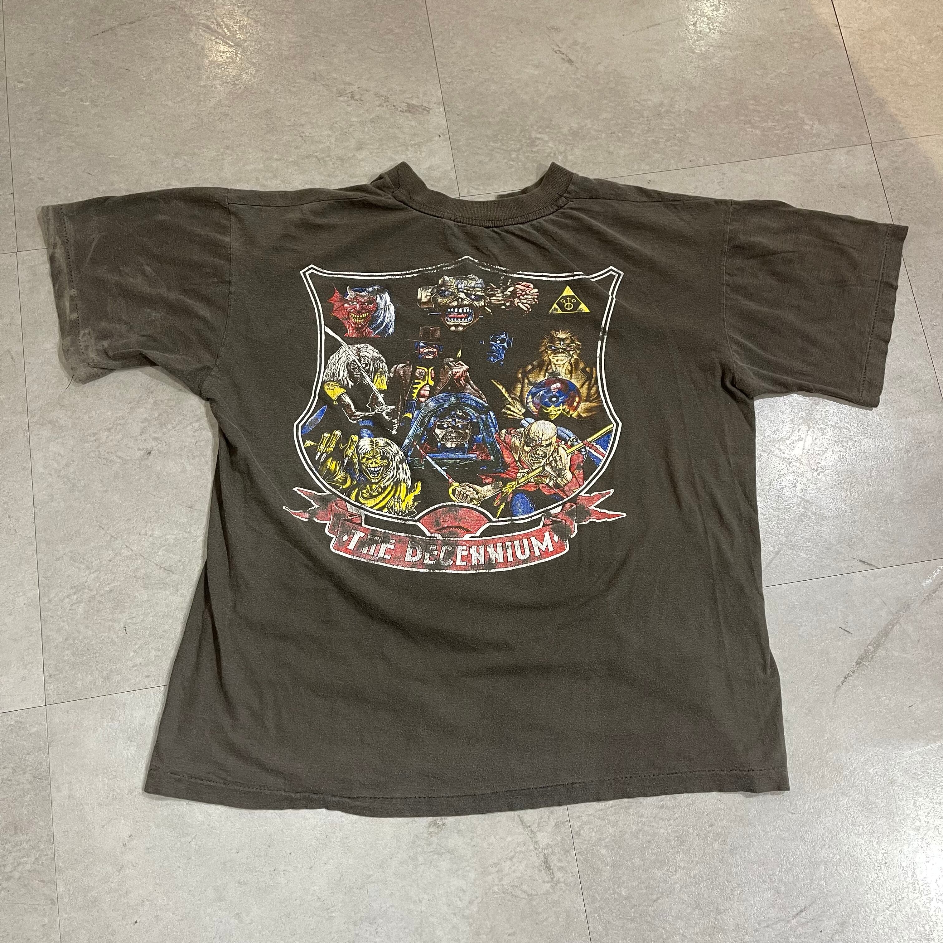 BOLT THROWER シルバープリント