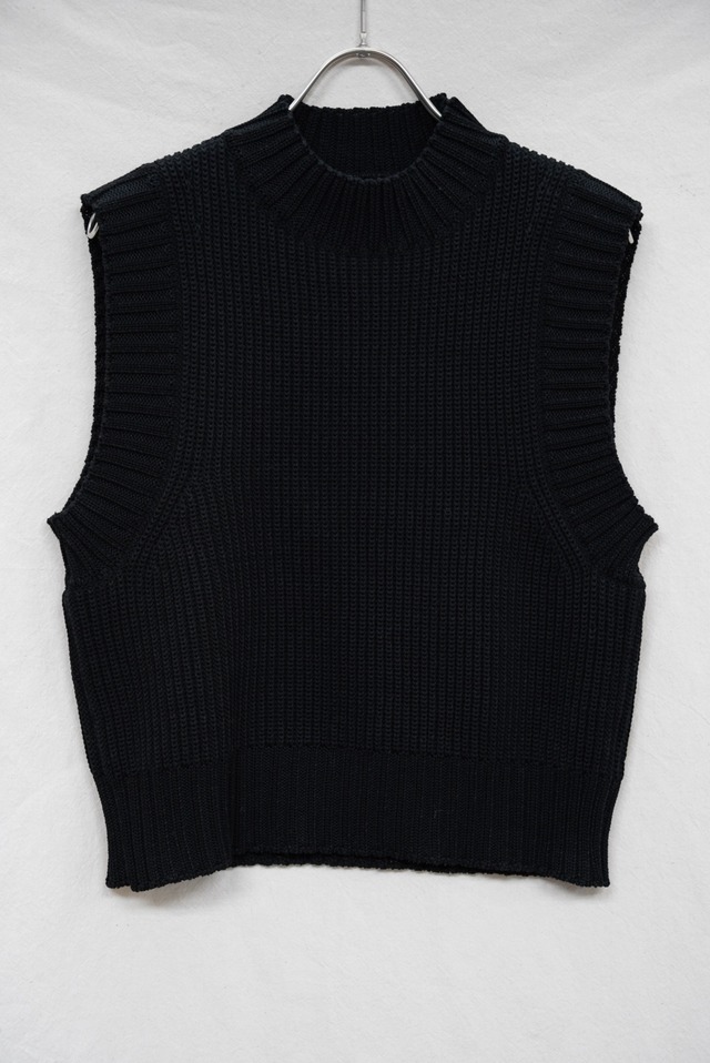 OUAT / META VEST(BLACK)