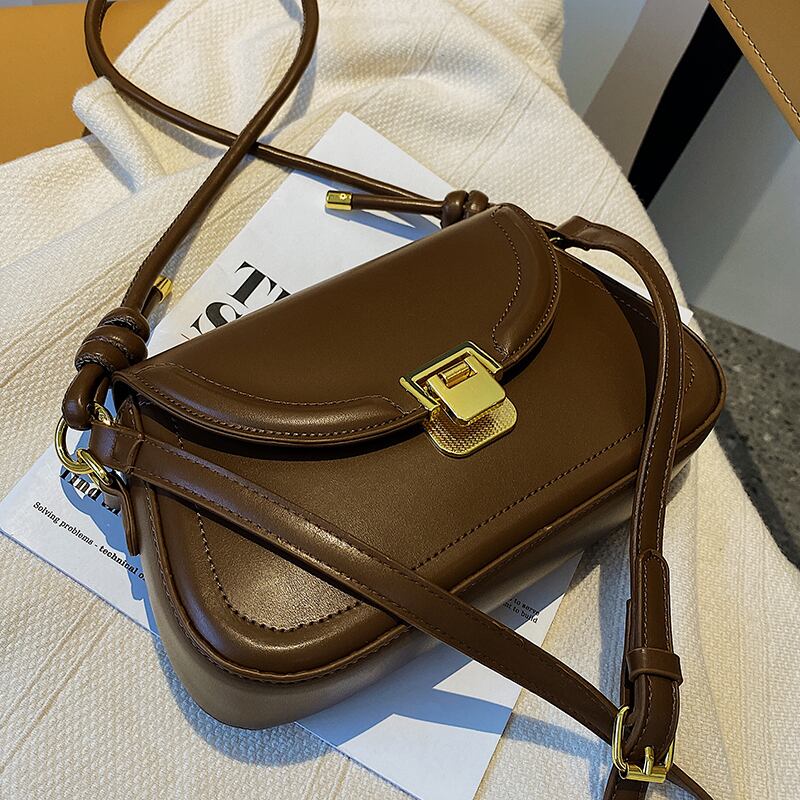 オータムウィンタースタンダード レトロ 秋物 冬物 クロスボディ スクウェア Tiancai_Wing_Bag3534702493