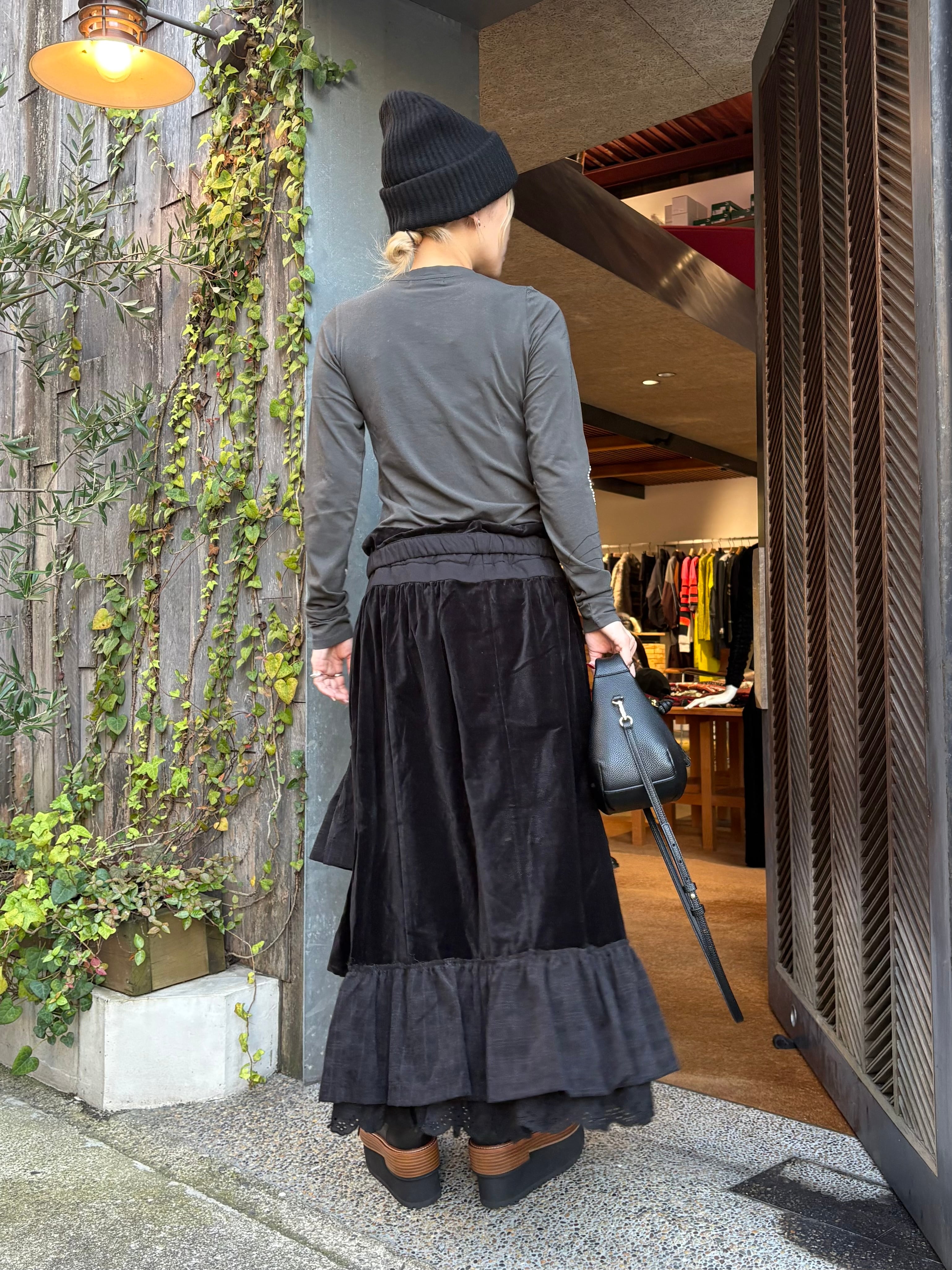 25AW】OPEN YY オープン ワイワイ / VELVET ROLLED WAIST TIERED SKIRT