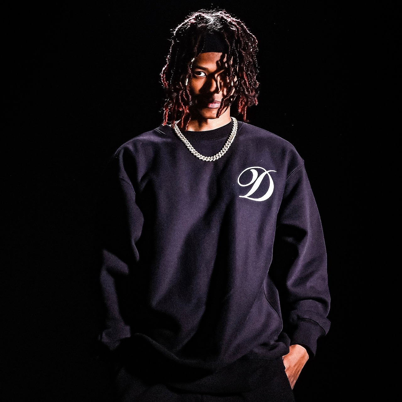 D EMBLEM HEAVYWEIGHT SWEATSHIRT