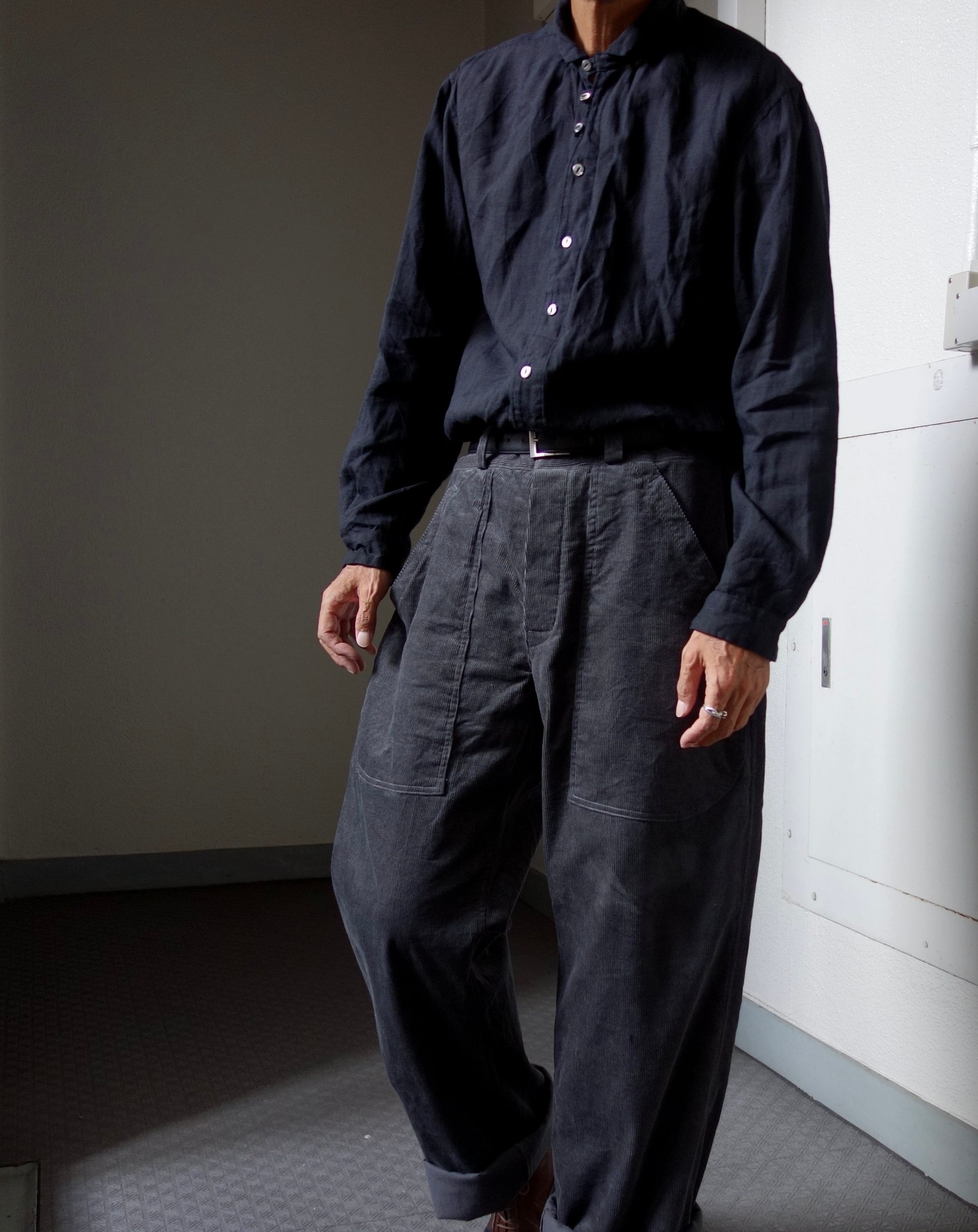 classic bakers corduroy pants / charcoalgrey | ATELIER GARDENIA