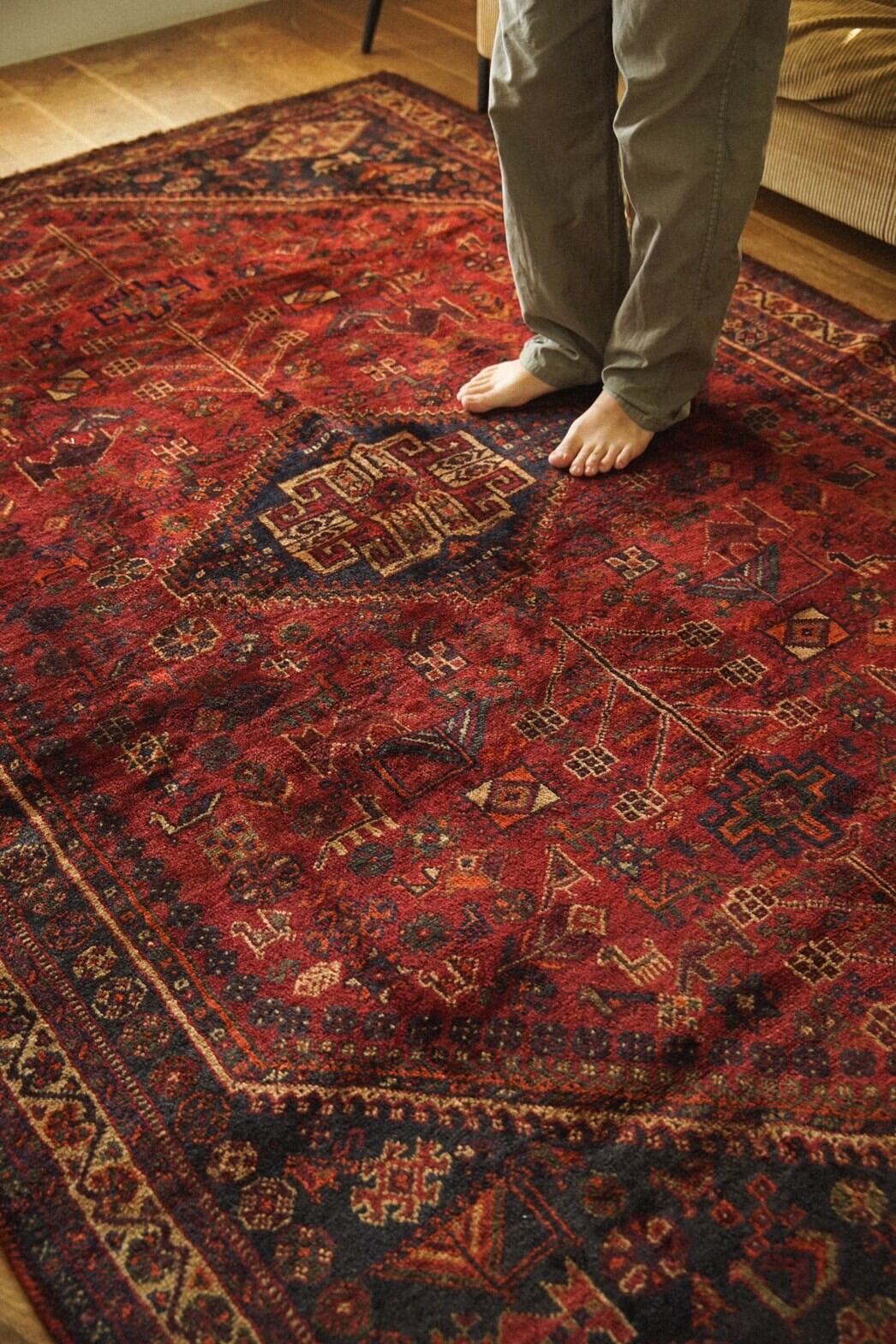 1052 -Semi Antique Qashqai rug