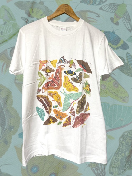 日本の蛾 フルカラーTシャツ