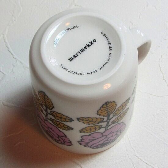 marimekko マリメッコ Vihkiruusu（ヴィヒキルース）マグカップ カラー
