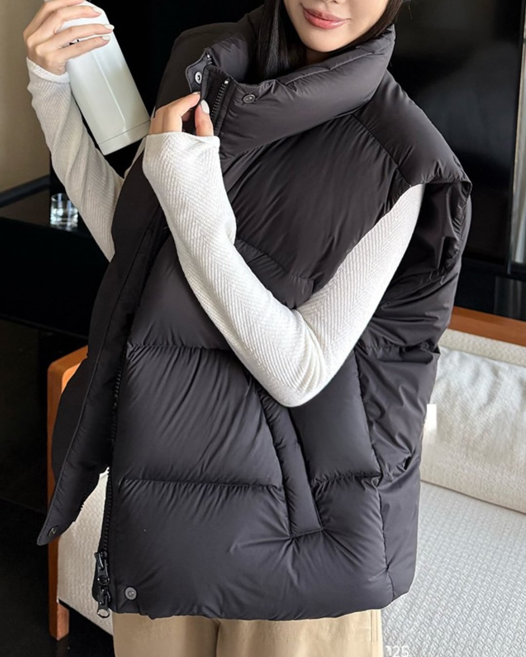 ハイネックダウンベスト A25114