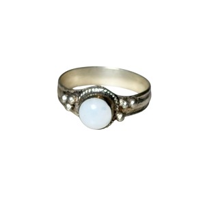 vintage silver white stone ring