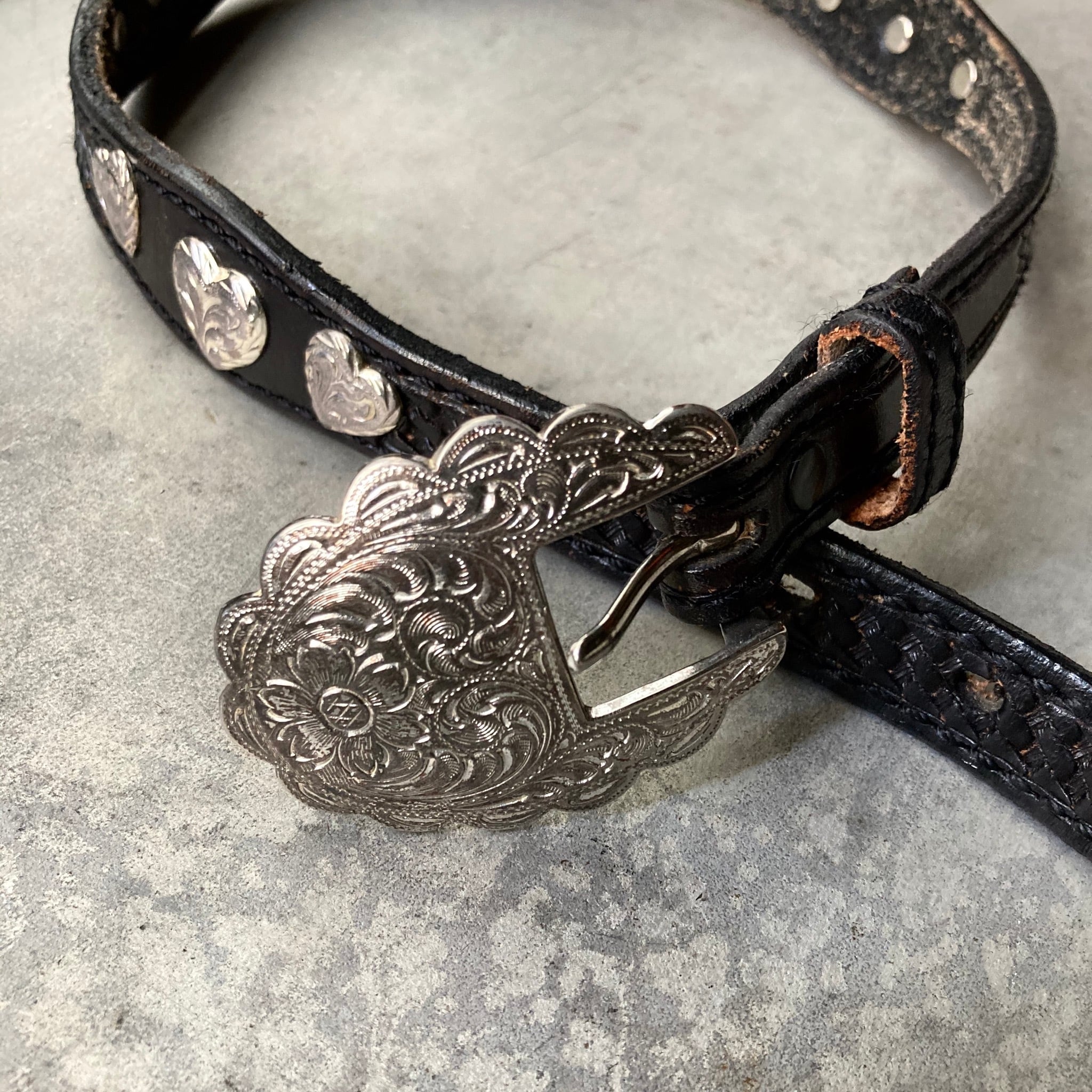 Western Buckle Black Leather Belt / ウエスタンハートコンチョレザーベルト