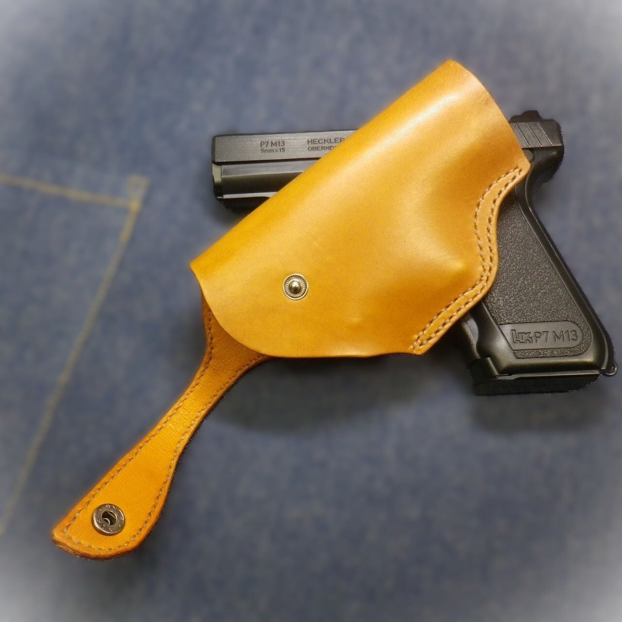 本革製HK P7M13用ヒップホルスター | JTGS（ガンホルスターの専門店）