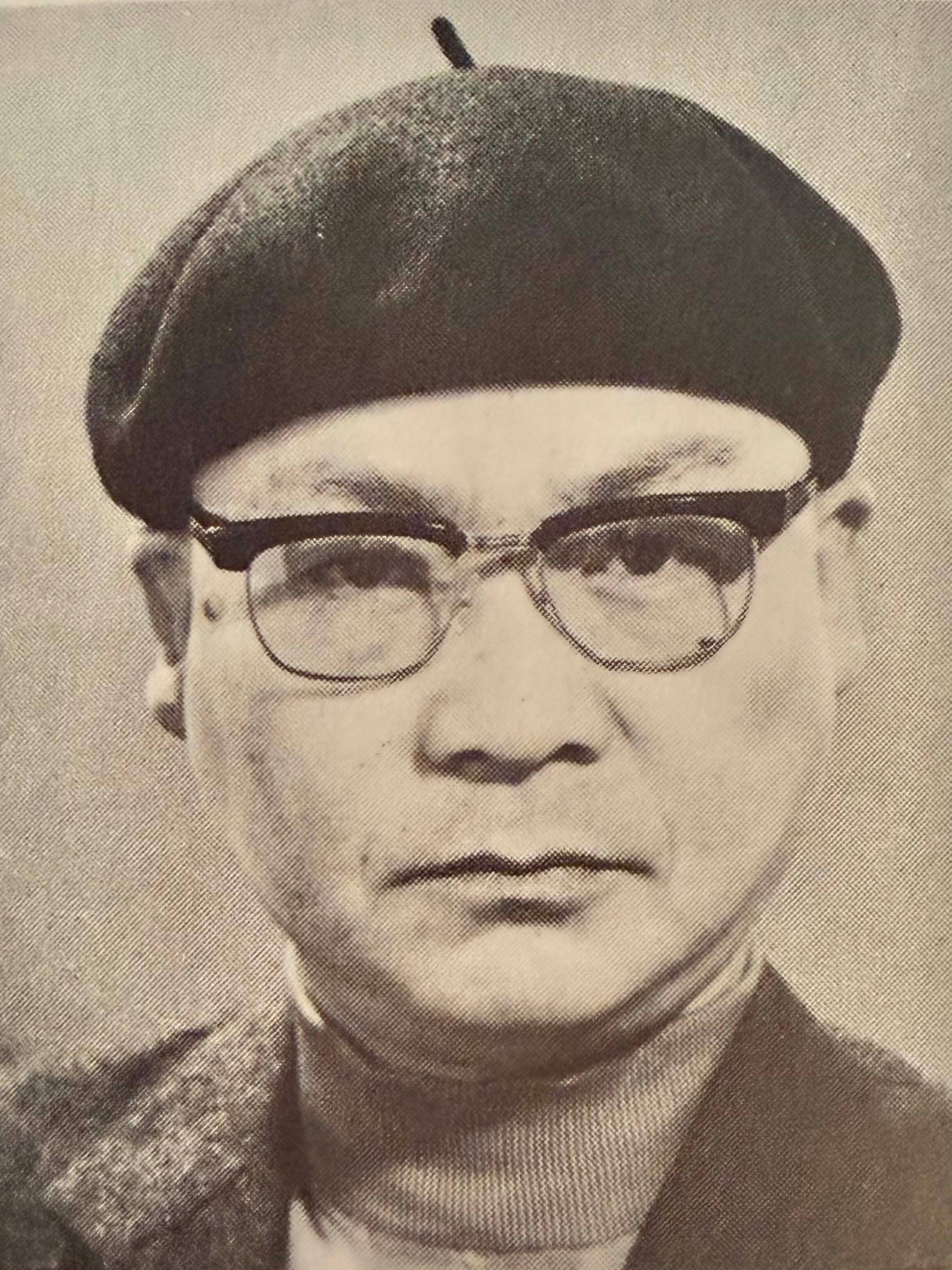 創作こけし  相田晴峰「おさげの子」