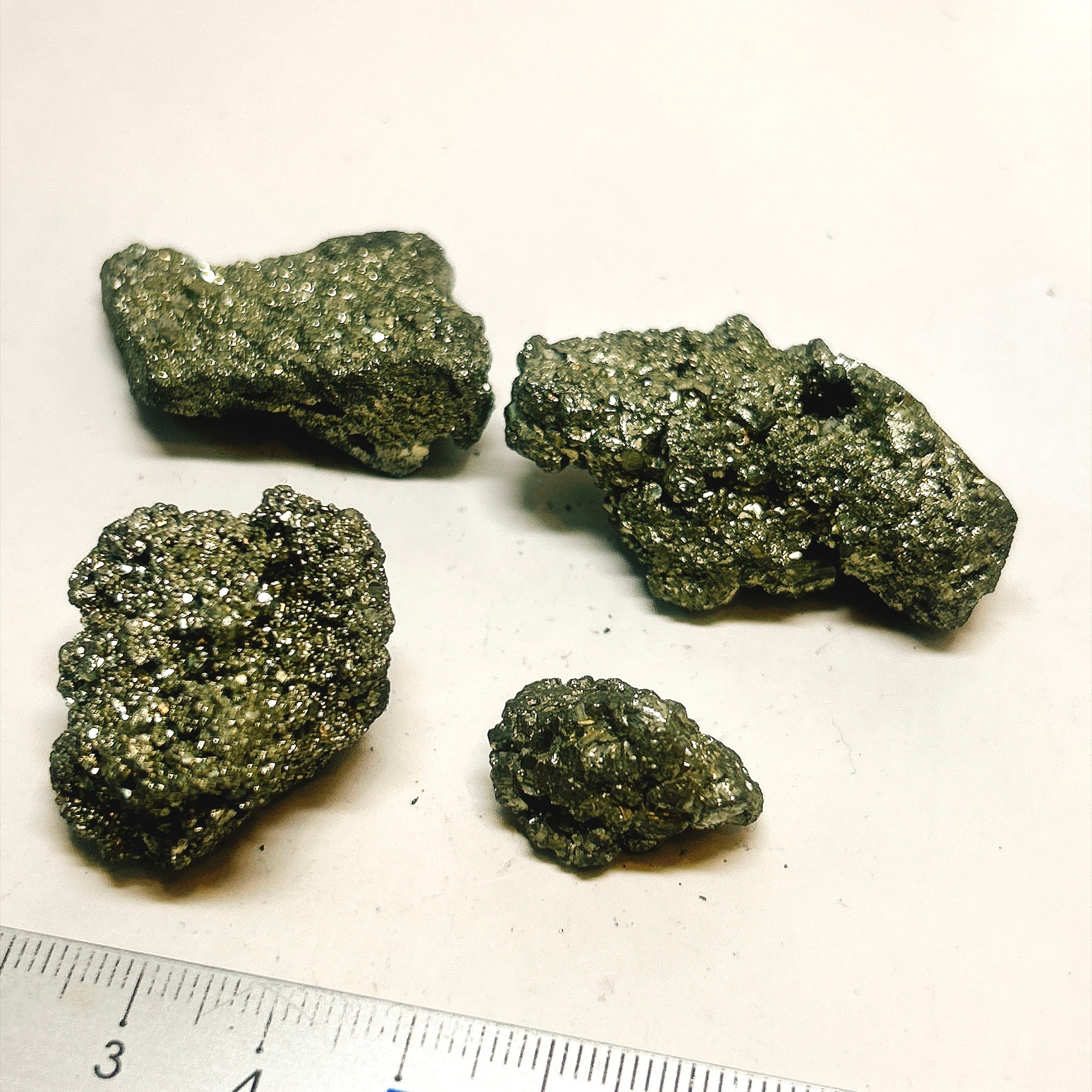1点物】天然石 黄翡翠 黄緑翡翠 /原石/400-499g 幸運を呼ぶ石 天然石