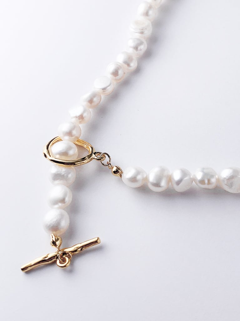 Unhook freshwater pearl neck