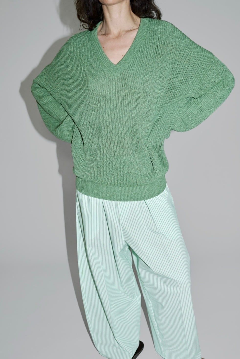Cristaseya  [RIBBED V NECK DROPSHOULDER SWEATER]