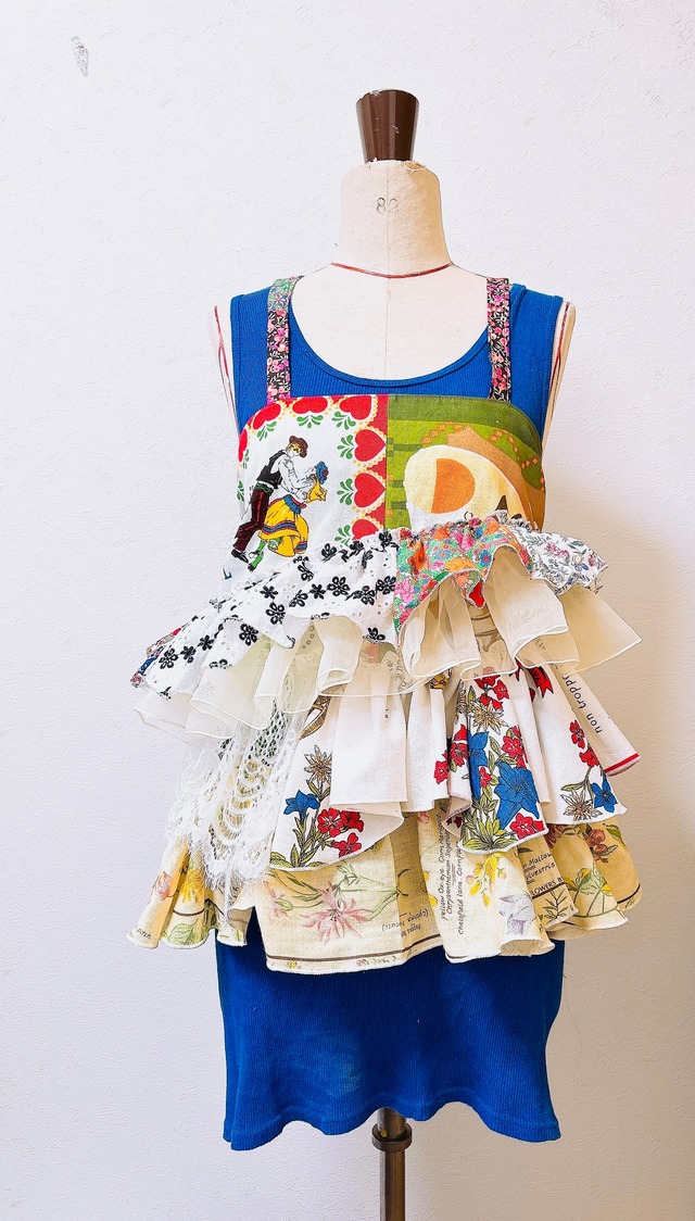 Asymmetrical hem frillビスチェ