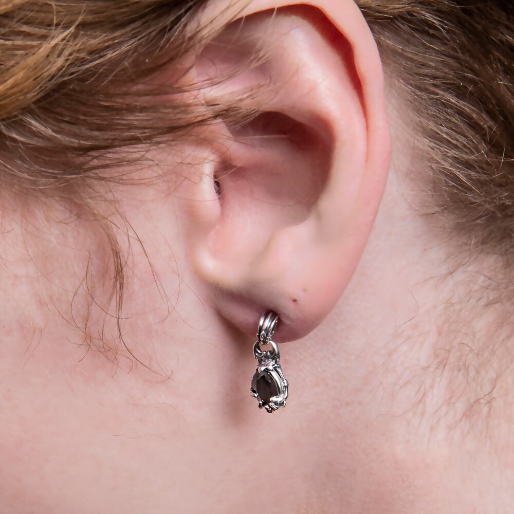 スカルハンドピアス 片耳用 ACE0178 Skull hand earrings シルバー