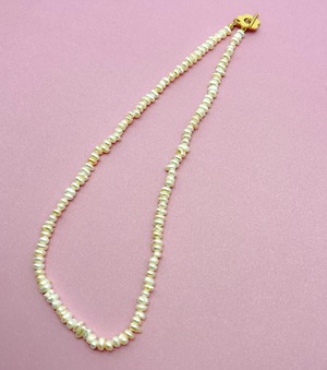 FLOWER PEARL NECKLACE ゴールド