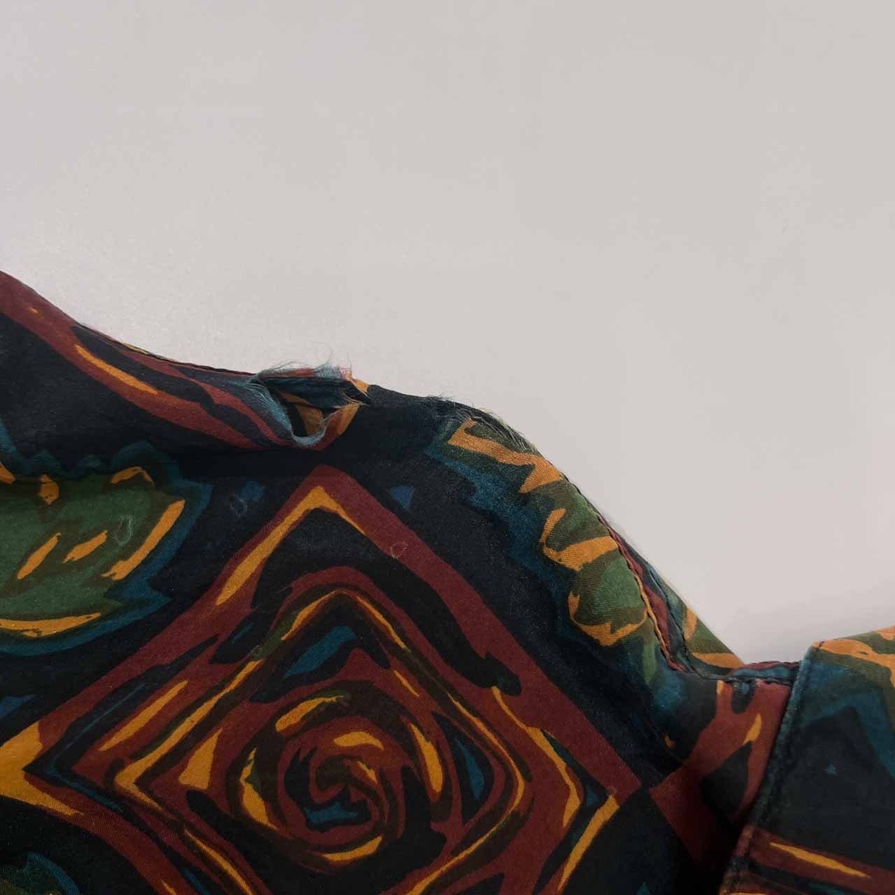 シルク100% PERRY ELLIS ペリー エリス アートデザイン 長袖シャツ 柄シャツ XL/マルチ メンズ