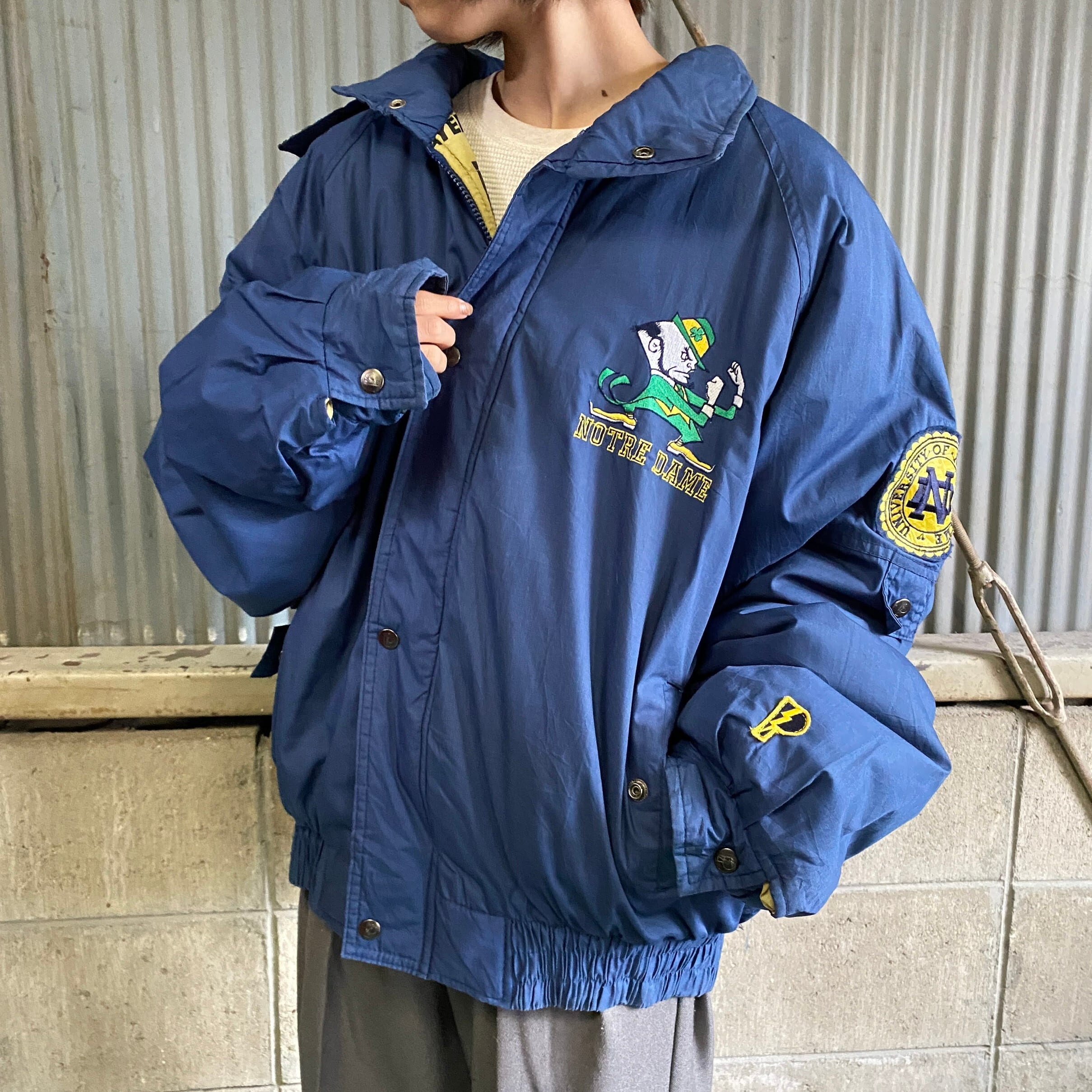古着 ナイロンジャケット 圧倒する