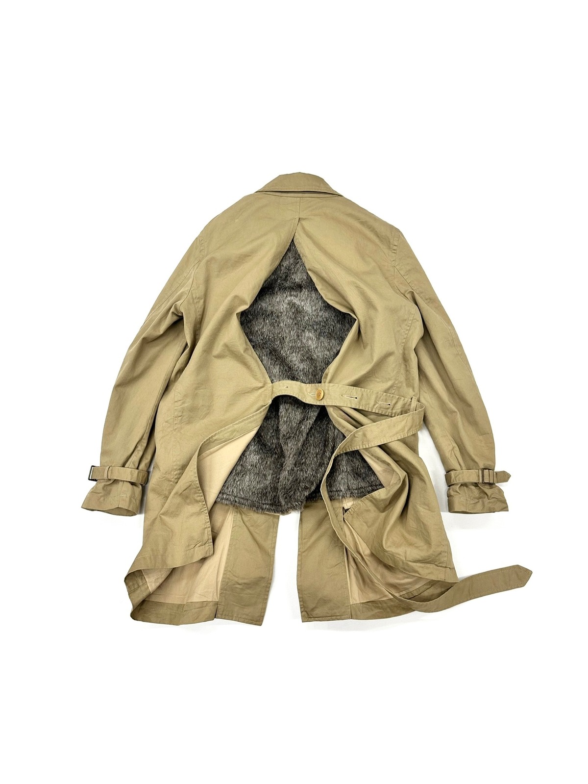 Normal Tatta TATA Back-Open Cutting Layered Design Coat (Be) | ETRAK