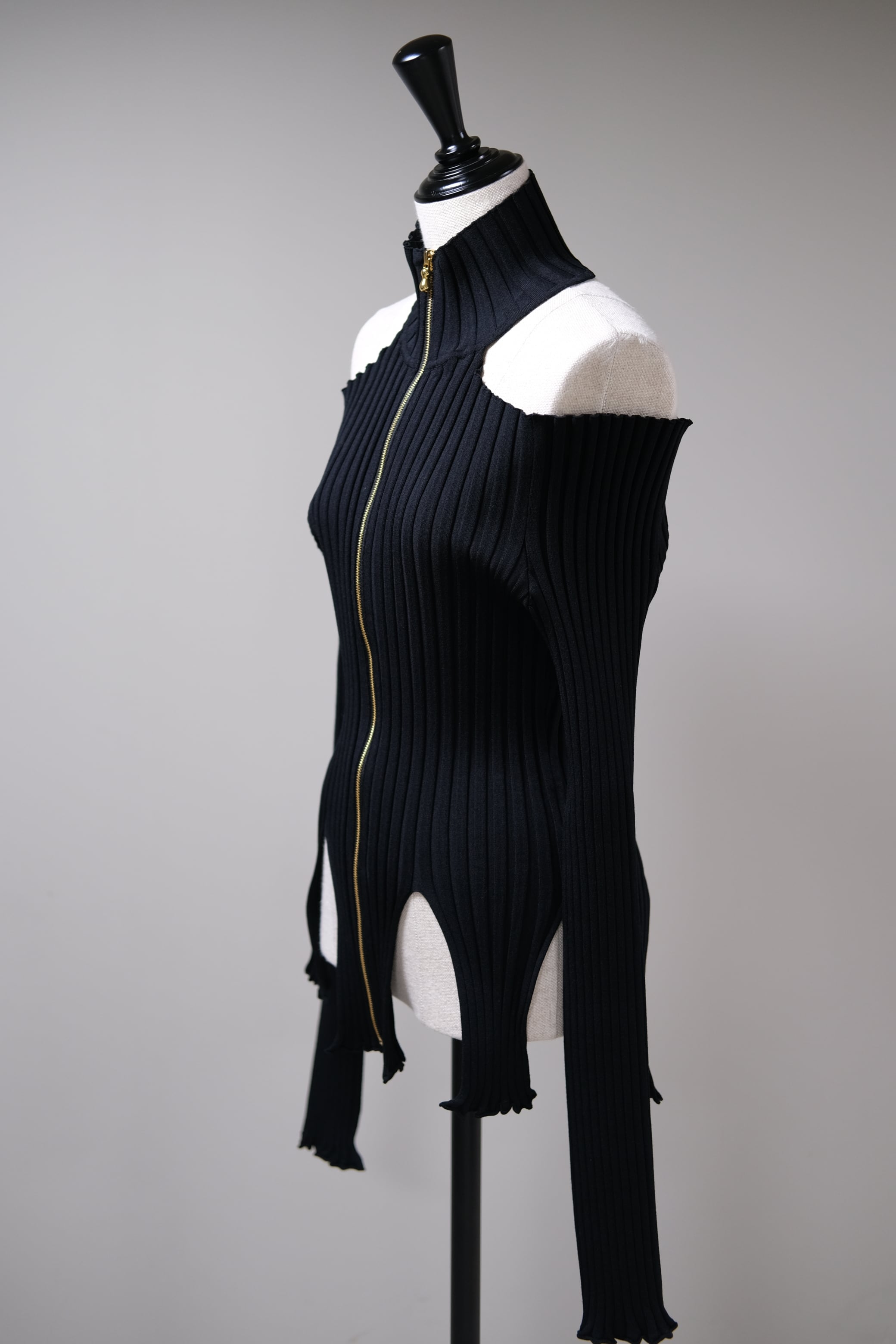 FETICO】RIB KNIT SLIT TOP - black | loop