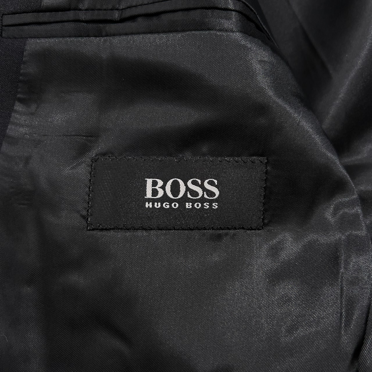 HUGO BOSS ヒューゴボス ロロピアーナ ダブル テーラードジャケット サイズ 46 /ブラック/メンズ/D-TK407